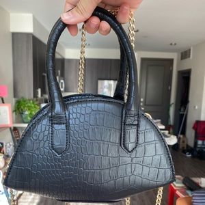 ASOS Design Curved based bag